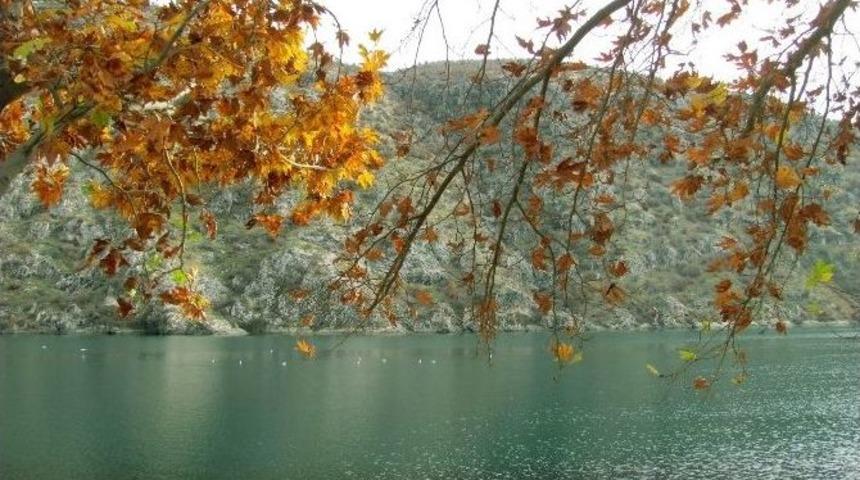 Fırat Nehri&rsquo;nde Kartpostallık Manzaralar