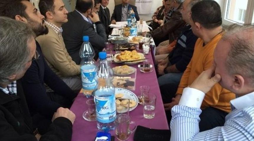 K&uuml;tahyalı Hikmet &Ouml;zdemir Avrupa T&uuml;rk Demokratlar Birliği Wuppertal Şube Başkanı Oldu