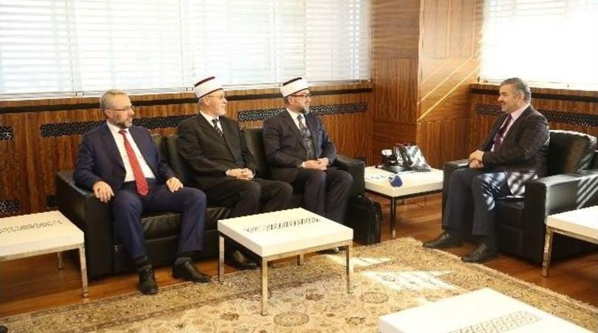 "çocuklarımız Türkiye’de Gezsin Yeter"