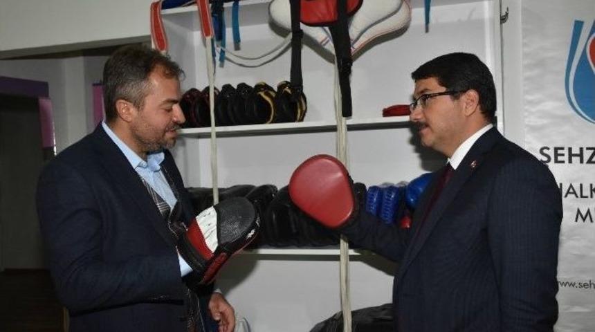 Şehzadeler&rsquo;de Başarılı Sporcular Yetişiyor