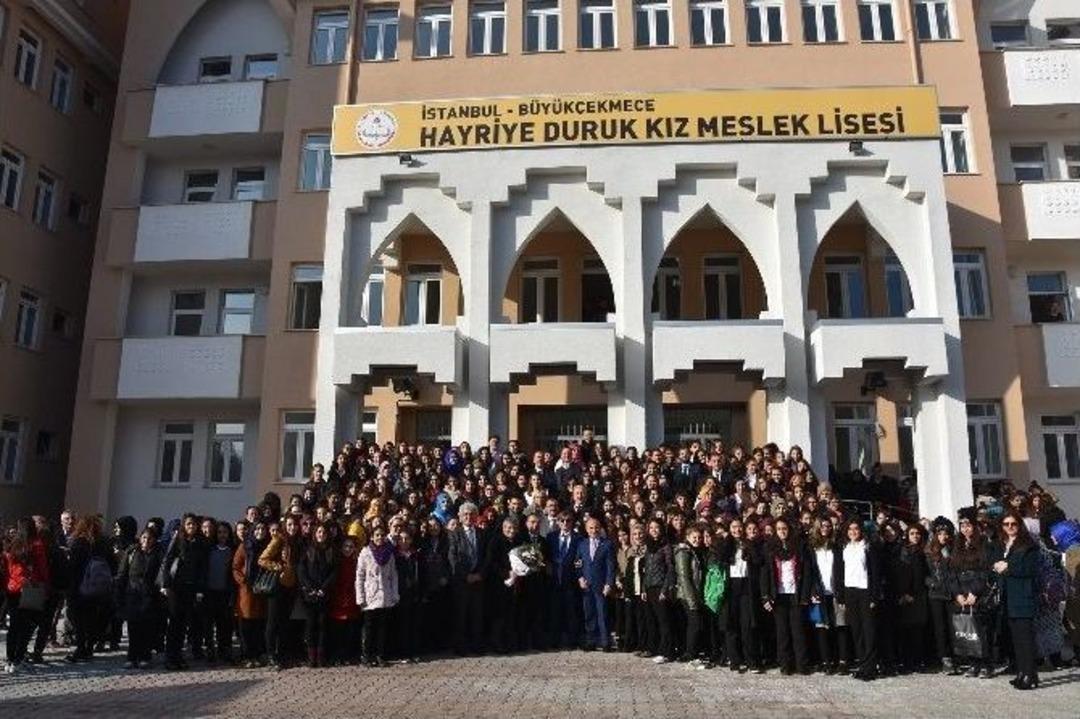 Hayriye Duruk Kız Meslek Lisesi&rsquo;nde İlk Ders Zili &Ccedil;aldı