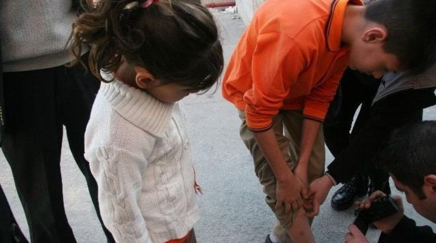 13 Yaşındaki &Ouml;ğrencinin &Ouml;ğretmeni Tarafından Darp Edildiği İddiası