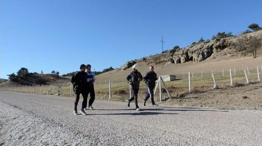 Frig Vadisi Maraton Koşusu Yapıldı