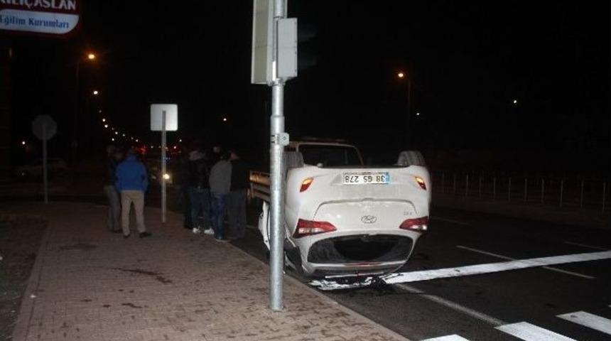 &Ouml;nce &Ccedil;arptı Sonra Takla Attı