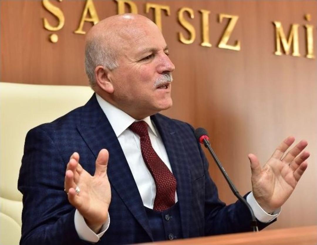 Sekmen: &ldquo;2016&rsquo;yı Kentsel D&ouml;n&uuml;ş&uuml;m, Yatırım Ve Hamle Yılı İlan Ettik&rdquo;