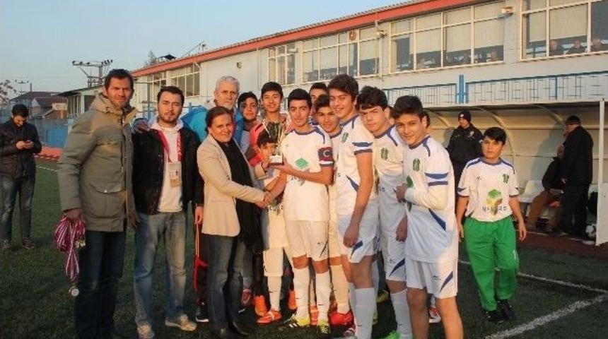 12 Ma&ccedil;ta Hi&ccedil; Yenilmeden Şampiyon Oldular