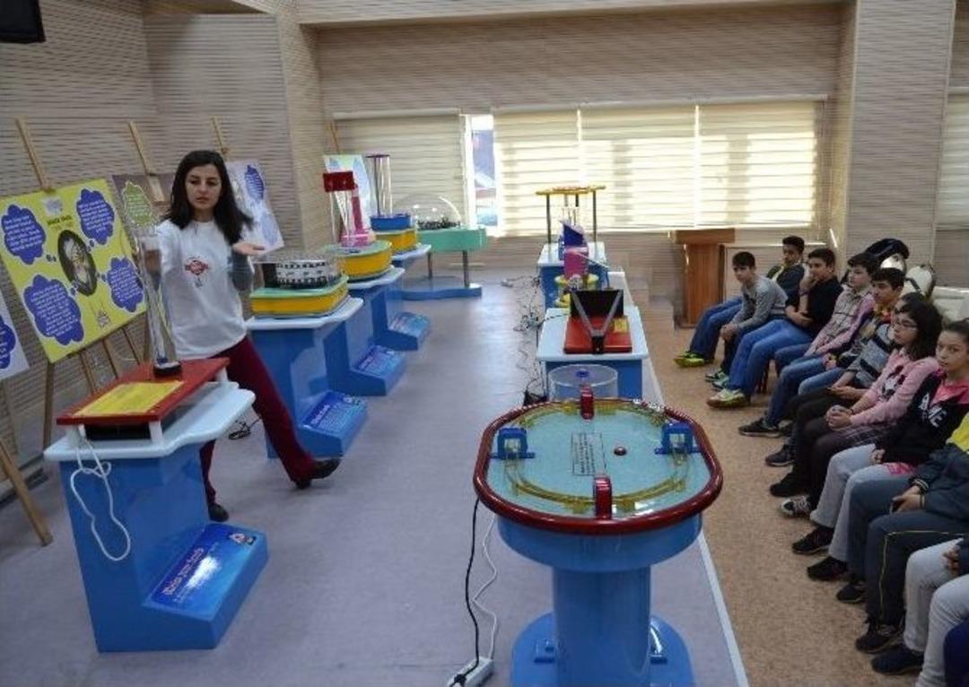 Bilime Eğlenceli Yolculuk