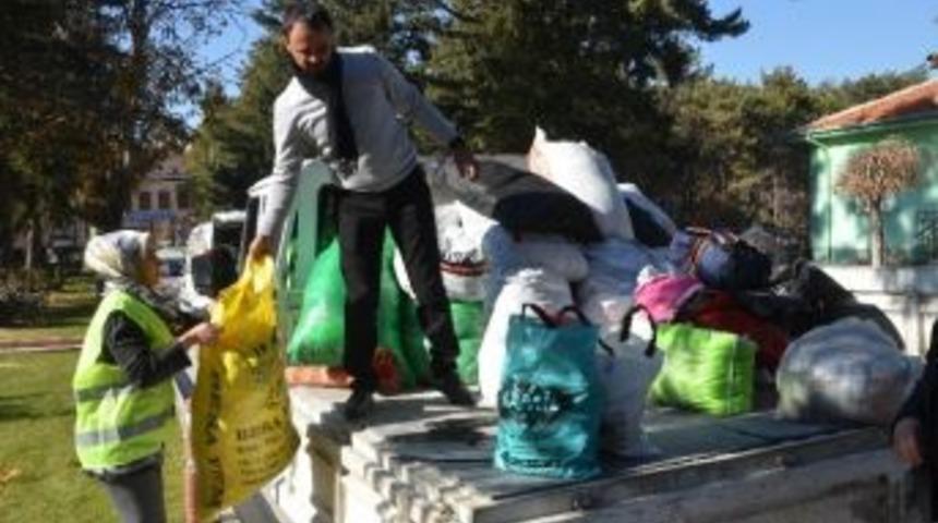 Ereğli&rsquo;de Bayır-bucak T&uuml;rkmenlerine Yardım Toplanıyor