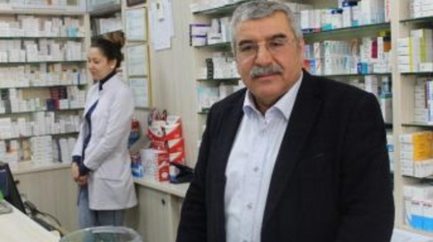 Niğde Eczacı Odası Başkanı Ecz. Nihat &Ouml;zt&uuml;rk;