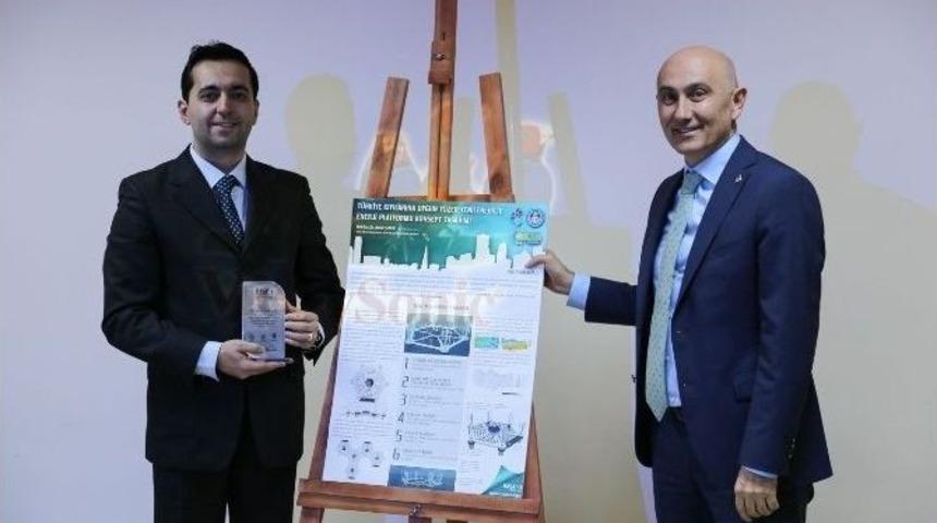 Hk&uuml;&rsquo;de Başarılı Enerji Projeleri &Ouml;d&uuml;llendirildi