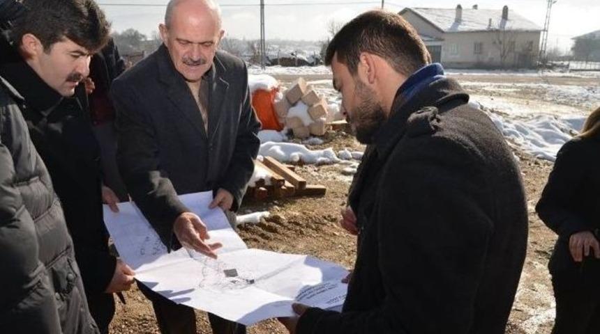 Uzun, Engelsiz Yaşam Merkezi İnşaatını İnceledi