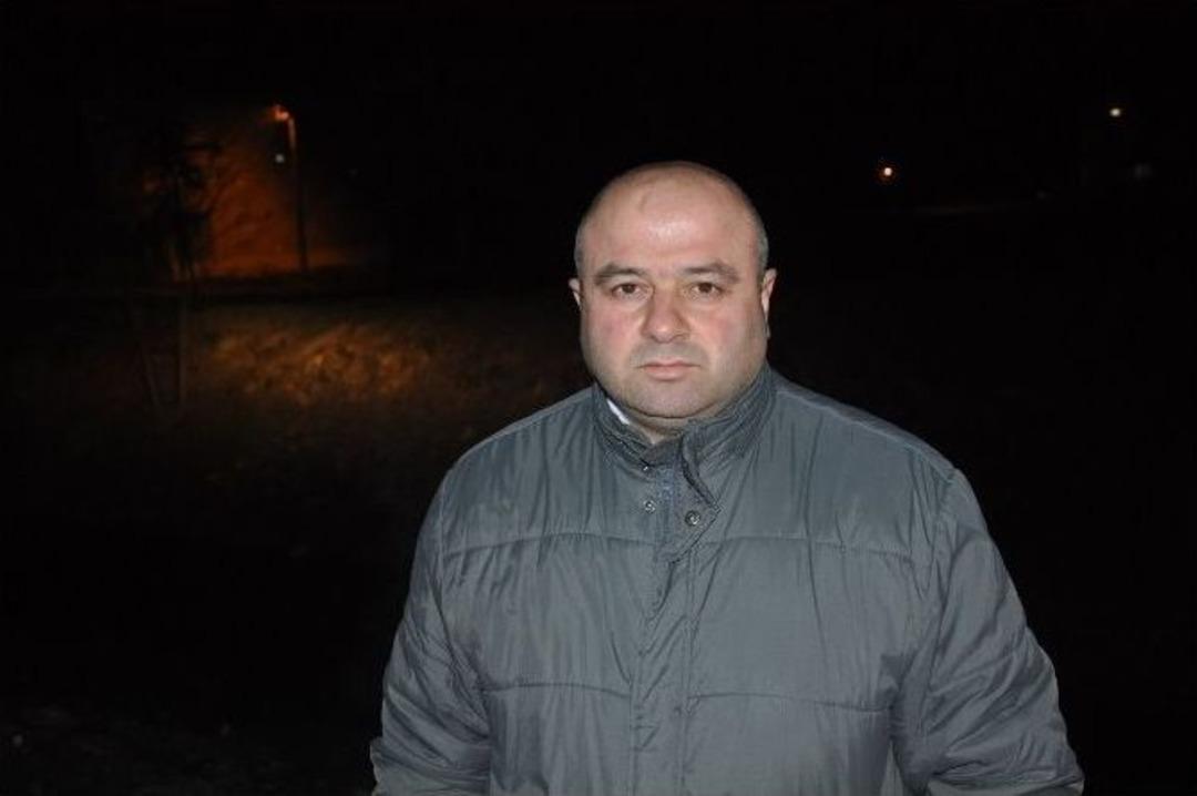 Şaptan &Ouml;len Danaları Kulaklarını Kesip Dereye Attılar