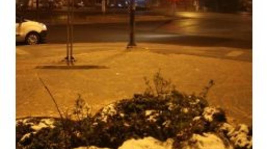 Kayseri&rsquo;de Gece Saatlerinde Termometreler Eksilere D&uuml;ş&uuml;yor