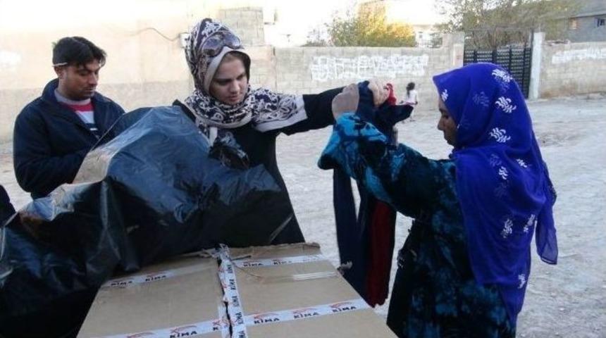 Ak&ccedil;akale&rsquo;de Dar Gelirli Ailelere Yardım Eli