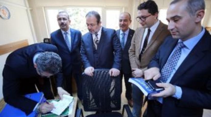 G&ouml;rmez&rsquo;den &ldquo;hediyem Kur&rsquo;an Olsun&rdquo; Kampanyasına B&uuml;y&uuml;k Bağış