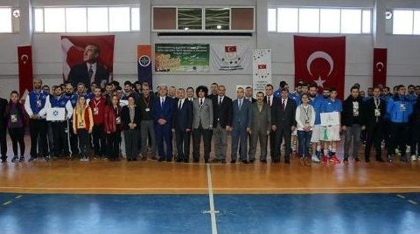 Ar&uuml;&rsquo;de Basketbol Heyecanı Başladı