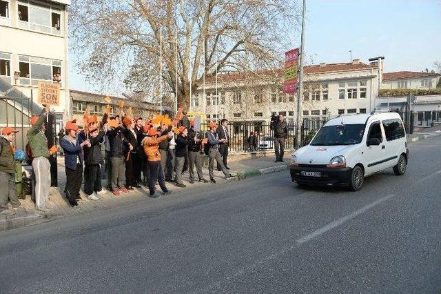 Öğrenciler Şiddetsiz Bir Toplum İçin Çağrıda Bulundu