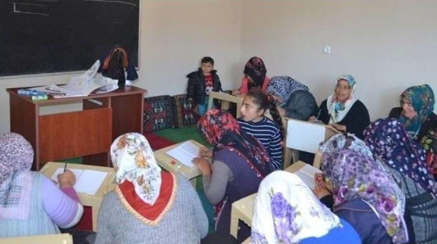 İbrahimce’de Kuran-ı Kerim Ve Okuma Yazma Kursu