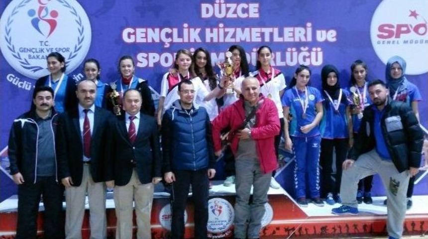 Gen&ccedil; Raketlerde Şampiyonlar Belli Oldu