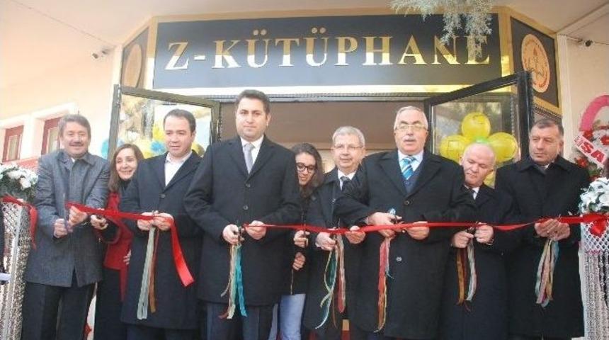 Kafe, Z Kütüphanesine Dönüştürüldü