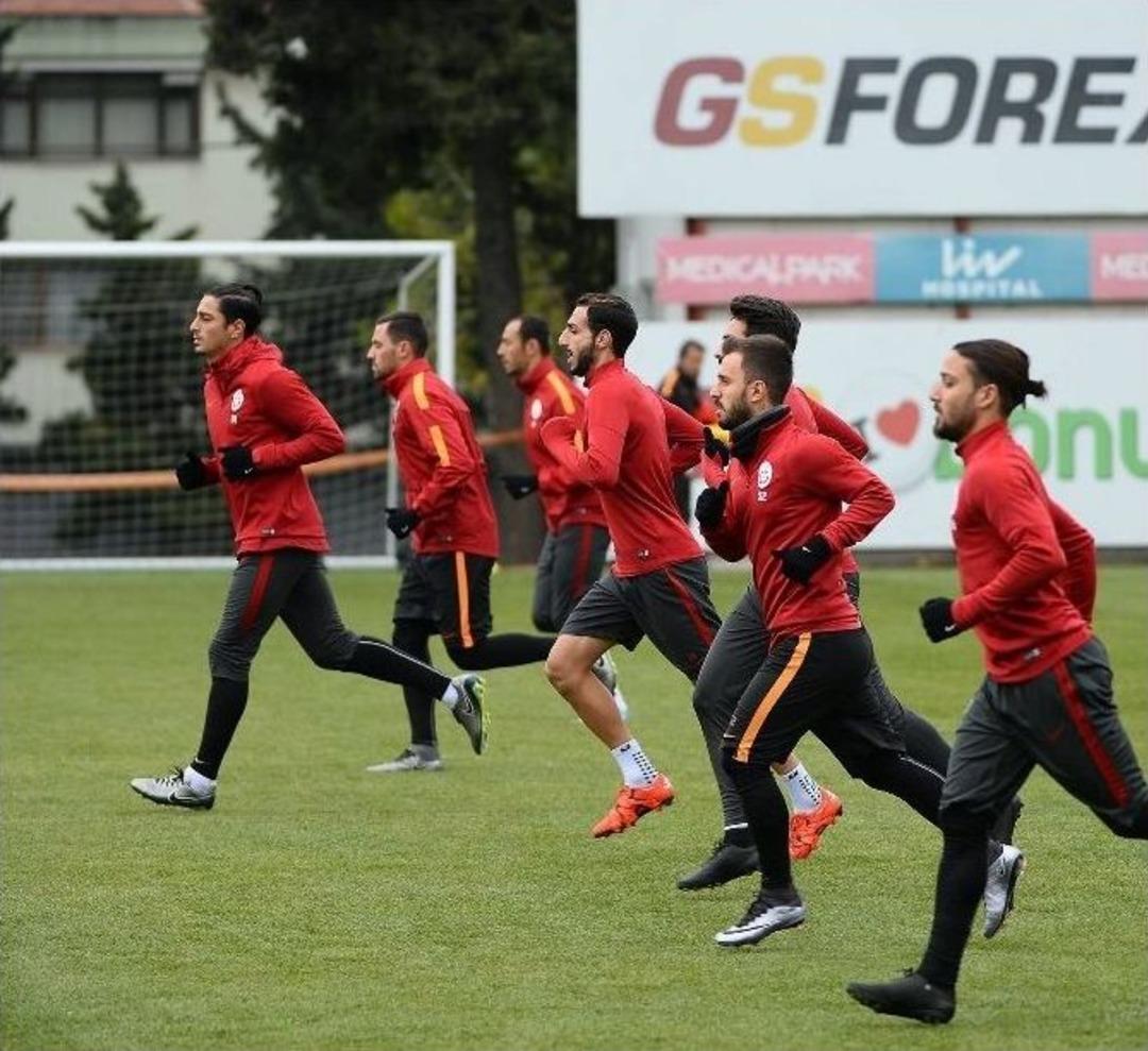 Galatasaray Derbi Hazırlıklarına Ara Vermeden Başladı