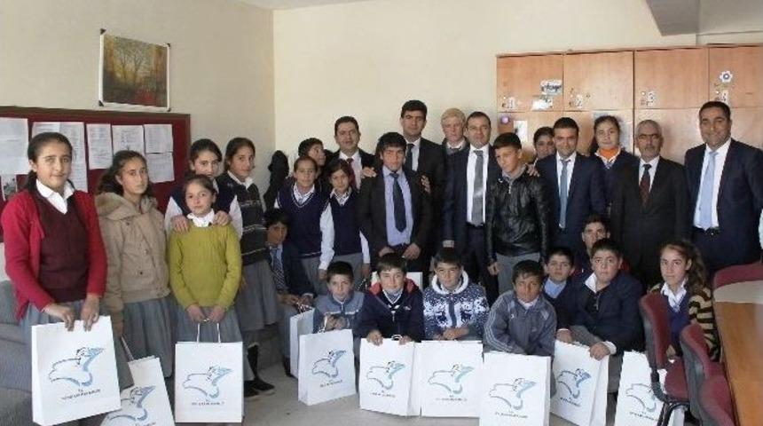 Kaymakam Yaşar &Ouml;ğrencilerle Bir Araya Geldi