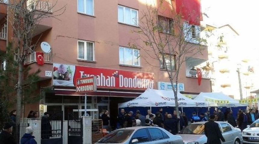 Şehit Polisin Baba Ocağına Ateş D&uuml;şt&uuml;