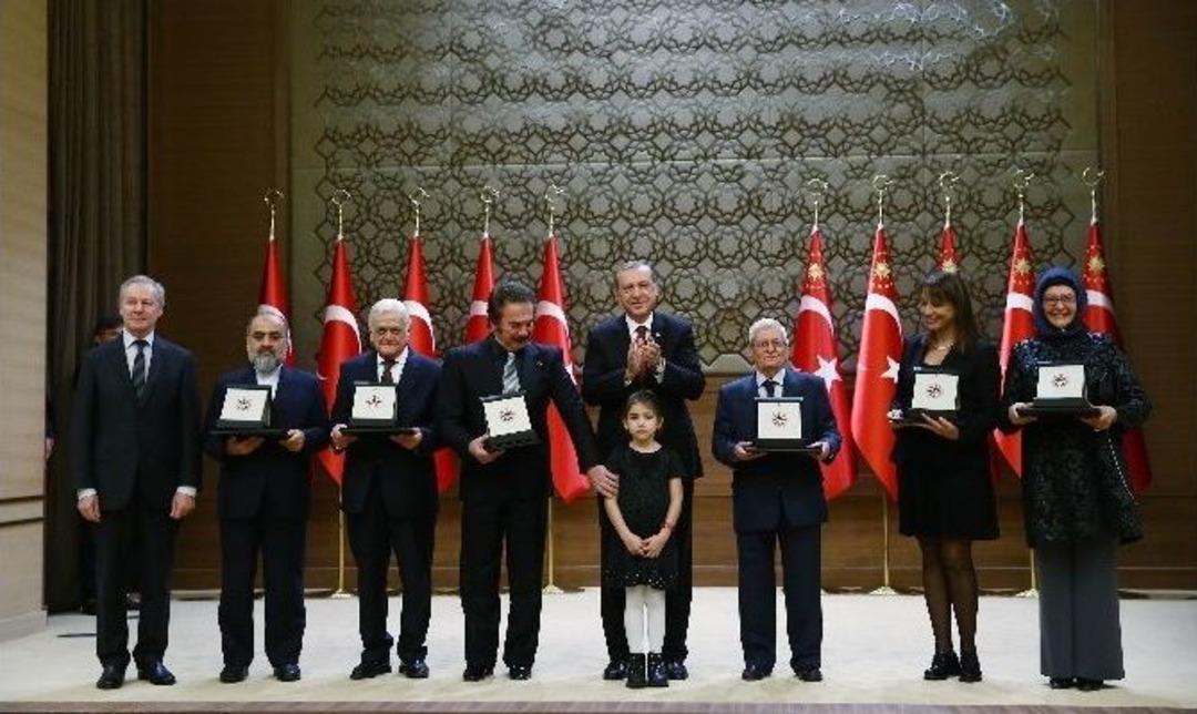 Cumhurbaşkanlığı K&uuml;lt&uuml;r Ve Sanat B&uuml;y&uuml;k &Ouml;d&uuml;lleri Sahiplerini Buldu