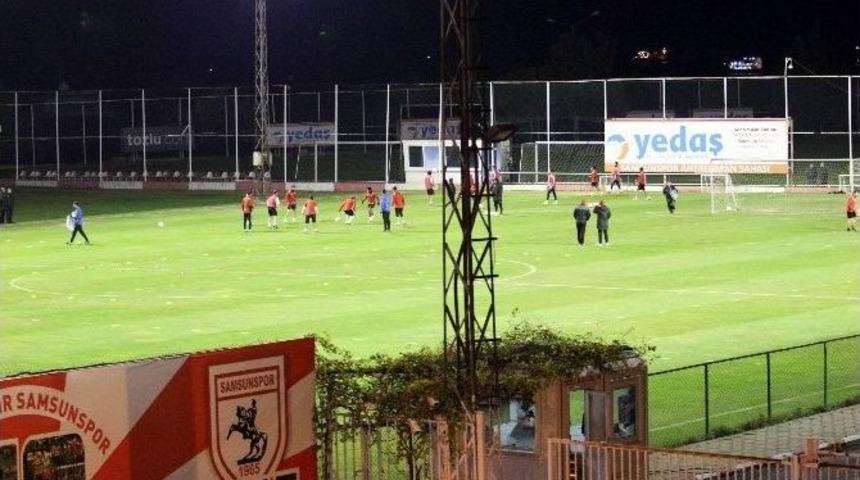 Samsunspor Basına Kapalı &Ccedil;alıştı