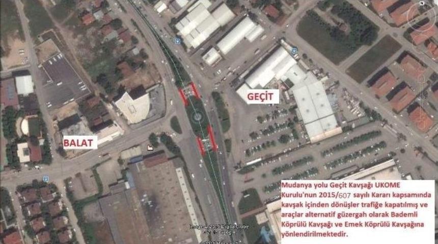 Balat Kavşağı Kapandı, Mudanya Yolu Fel&ccedil; Oldu