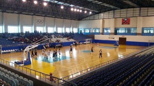 Niğde Üniversitesinde Basketbol Heyecanı