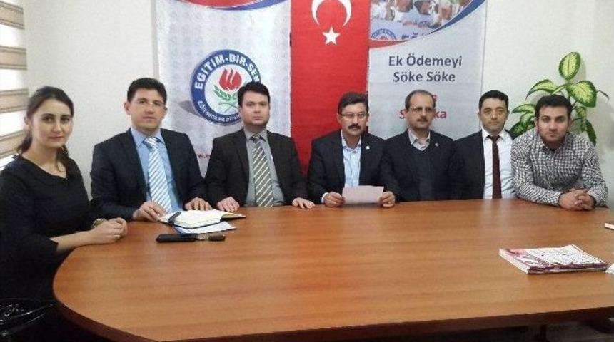 U&ccedil;ak: İnsanlık, Haklarının Olmadığı Karanlık Bir D&ouml;nemde