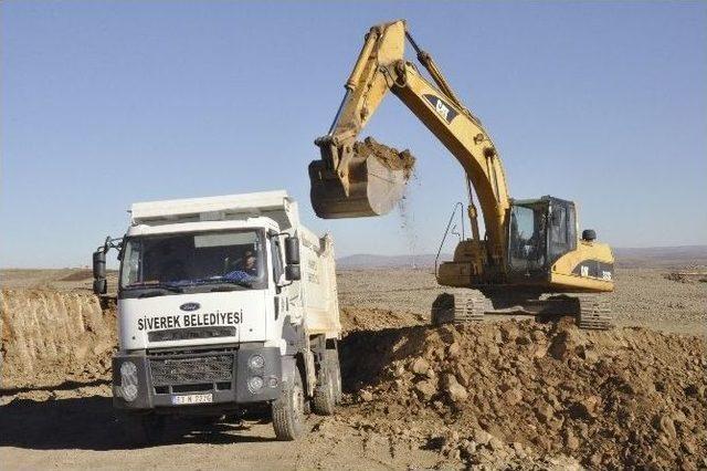 Siverek Belediyesi Yol Çalışmaları Sürüyor