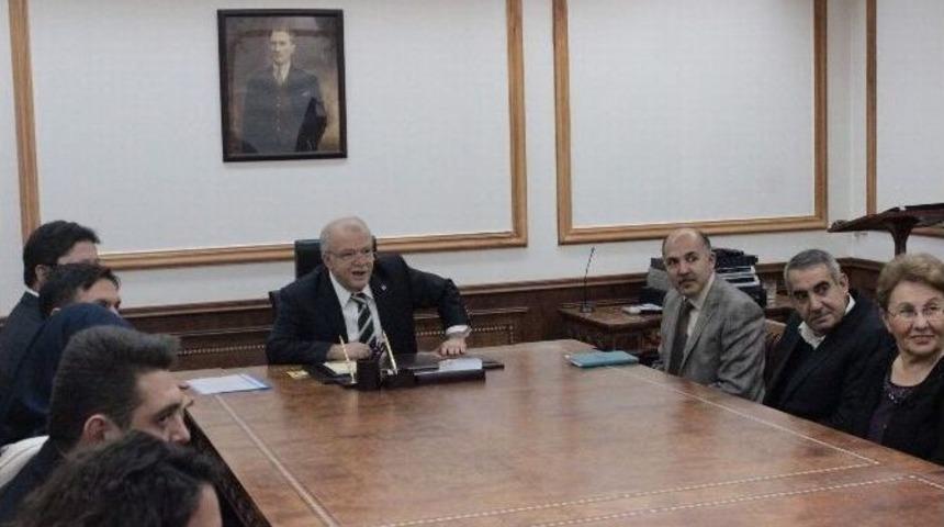 Hz Peygamberin Veda Hutbesini Anlatan &Ouml;ğrenciye Altın