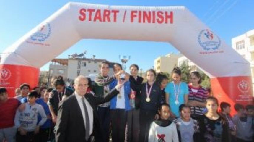 Okul Sporları Atletizm Yarışmaları Sona Erdi