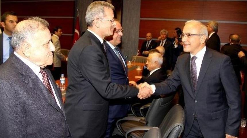 Tekli, Elvan&rsquo;dan Mersin İ&ccedil;in Destek İstedi