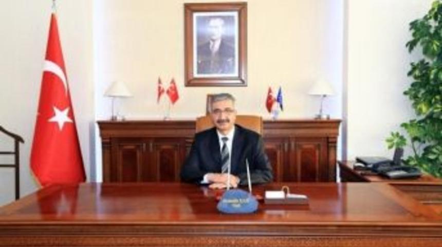 Niğde Valisi Necmeddin Kılı&ccedil;: