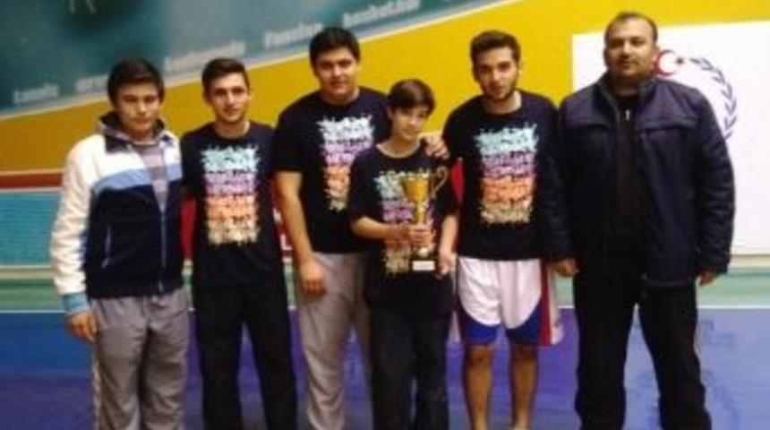 Şehzade Mehmet Lisesi Masa Tenisinde Manisa Şampiyonu