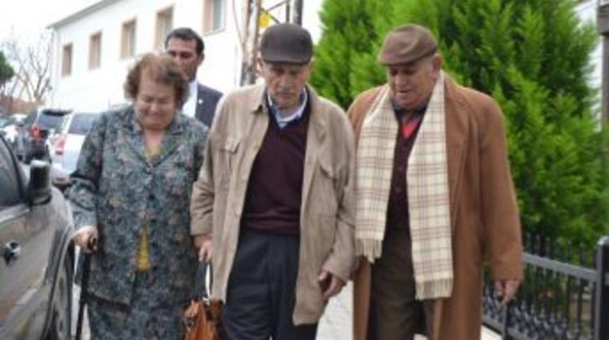 Eski Başbakanlardan Yıldırım Akbulut Gelibolu&rsquo;da