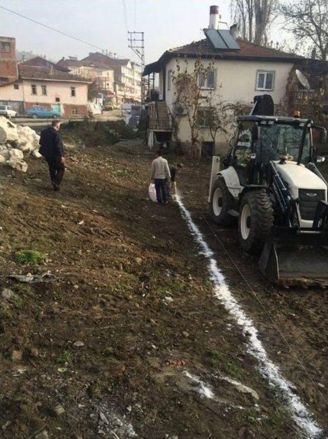 578 Yıllık Tarihi Han Çevresinde Dokuya Uygun Çalışma Başlatıldı