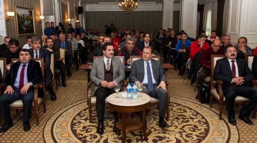 Gen&ccedil;lik Hizmetleri Ve Spor İl M&uuml;d&uuml;rl&uuml;ğ&uuml;&rsquo;nden Değerlendirme Toplantısı