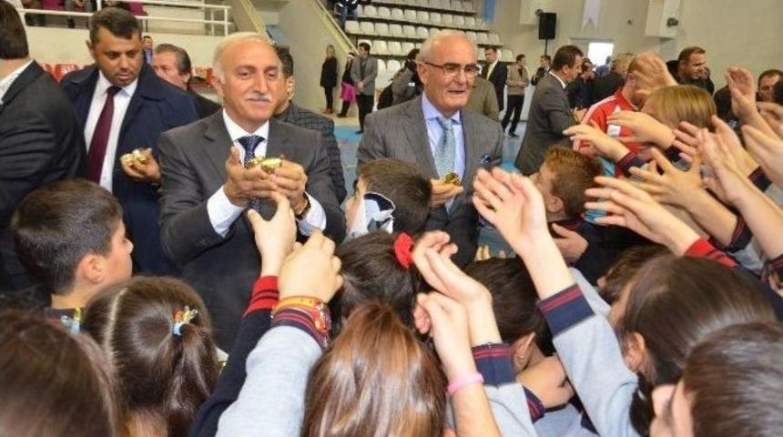 Sevgiye Uzanan Eller Projesi