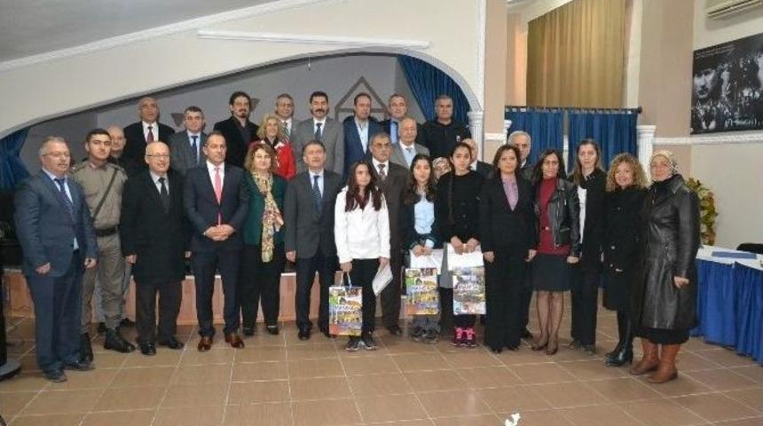 Cezaevinde İnsan Hakları G&uuml;n&uuml; Kutlaması