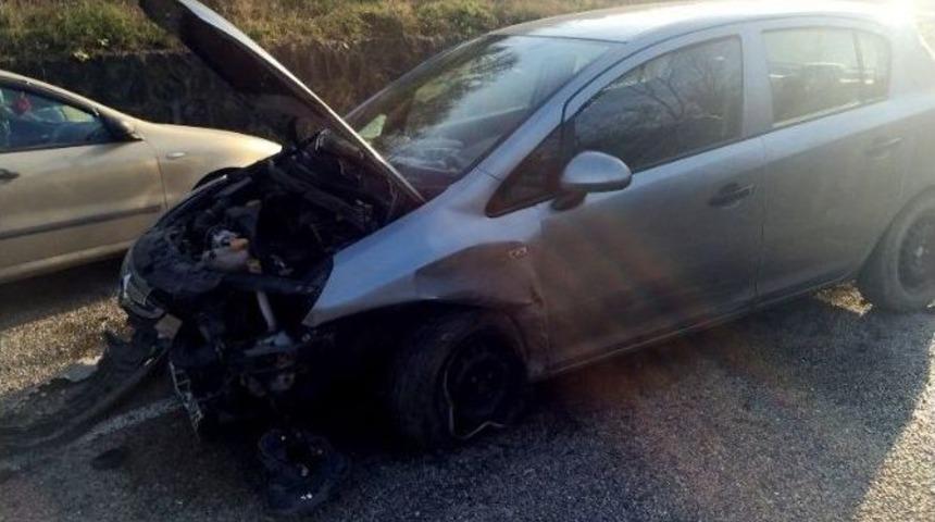 K&ouml;peğe &Ccedil;arpmamak İ&ccedil;in Kaza Yaptı