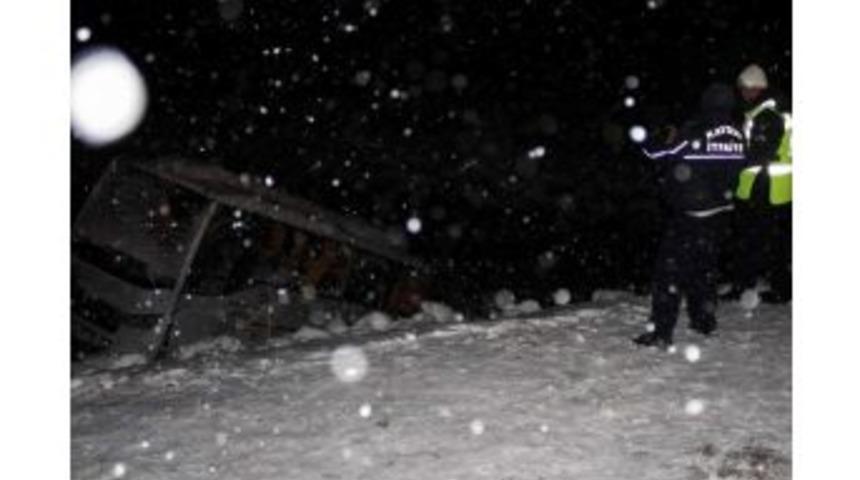 1 Kişinin &Ouml;ld&uuml;ğ&uuml; 28 Kişinin Yaralandığı Kazanın Şof&ouml;r&uuml;ne 36 Bin 500 Tl Para Cezası