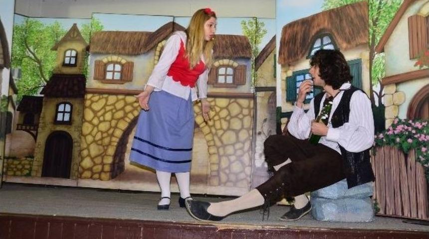 Lapseki İl&ccedil;esinde K&uuml;lt&uuml;r Etkinlikleri