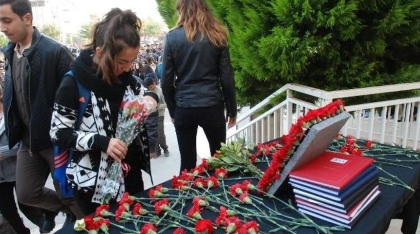 İntihar Eden Okul M&uuml;d&uuml;r&uuml;, G&ouml;rev Yaptığı Okulunda Anıldı