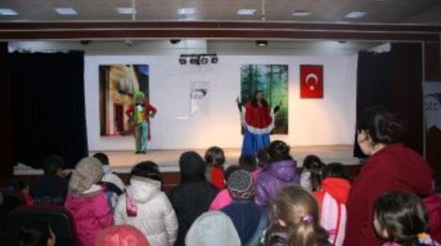 Pasinler&rsquo;de &Ccedil;ocuklar Tiyatroyla Buluştu