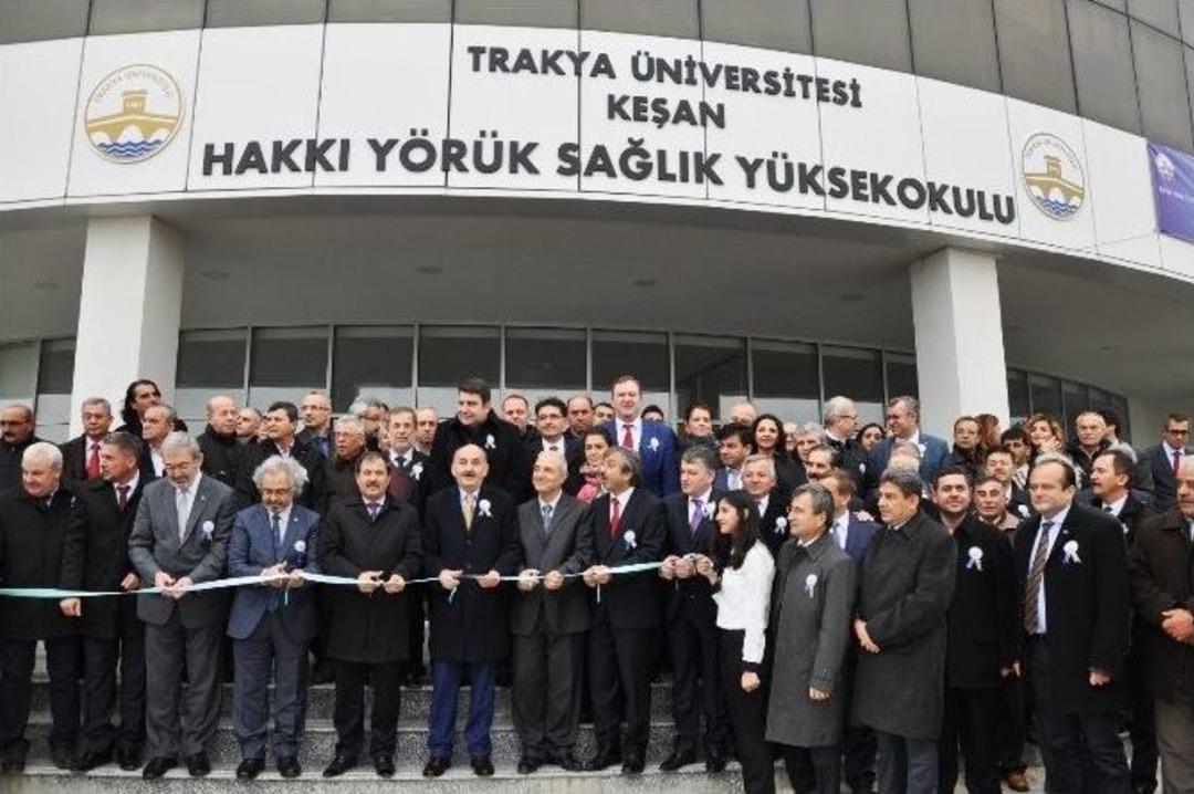 Sağlık Bakanı M&uuml;ezzinoğlu&rsquo;ndan Asılsız İhbar Tepkisi: "eşiyle Kavga Edip, Barışmak İ&ccedil;in Bile 112&rsquo;yi Arıyorlar"