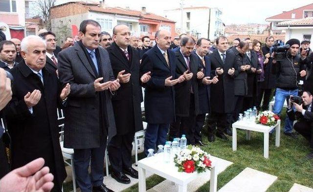 3 Bakan Edirne’de Hasan Sezayi Dergahı’nı Açtı